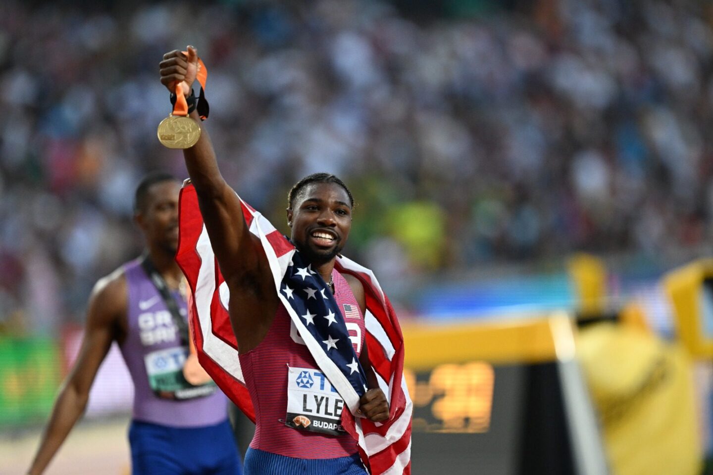 noah-lyles-sets-personal-best-in-boston-indoor-meet,-eyes-usain-bolt’s-world-records