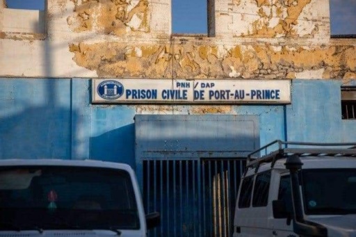 hati:-port-au-prince-is-crumbling-under-bullets,-civil-prison-threatens!