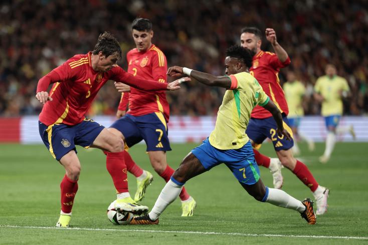 football:-brazil-snatches-a-draw-against-spain
