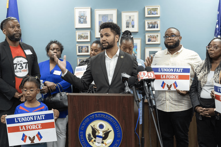 desantis-and-haiti:-a-florida-deputy-accuses-the-governor-of-demonizing-and-dehumanizing-haitian-migrants-and-calls-for-the-extension-of-tps