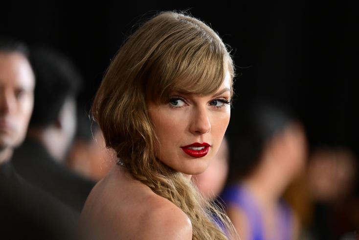 taylor-swift-is-a-billionaire,-according-to-forbes-magazine