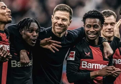 bayer-leverkusen,-xabi-alonso-leads-his-team-to-historic-victory-in-the-bundesliga-and-is-now-aiming-for-the-treble!