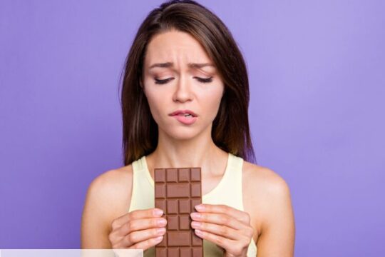 how-to-calm-sugar-cravings-during-periods?-the-response-of-a-dietician