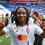 football-prix:-dumornay-leads-by-a-parisian-in-the-unfp-trophies