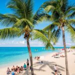 caribbean-defies-negative-travel-warnings,-visitors-say-they-feel-safe