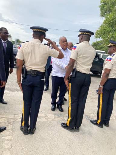 politics:-garry-conille-arrives-in-haiti-to-form-his-government