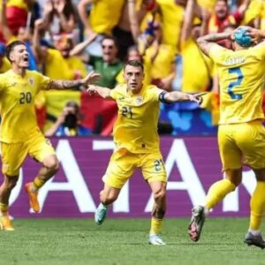 euro-2024:-ukraine’s-andriy-lunin-surprised-at-entry-by-romania
