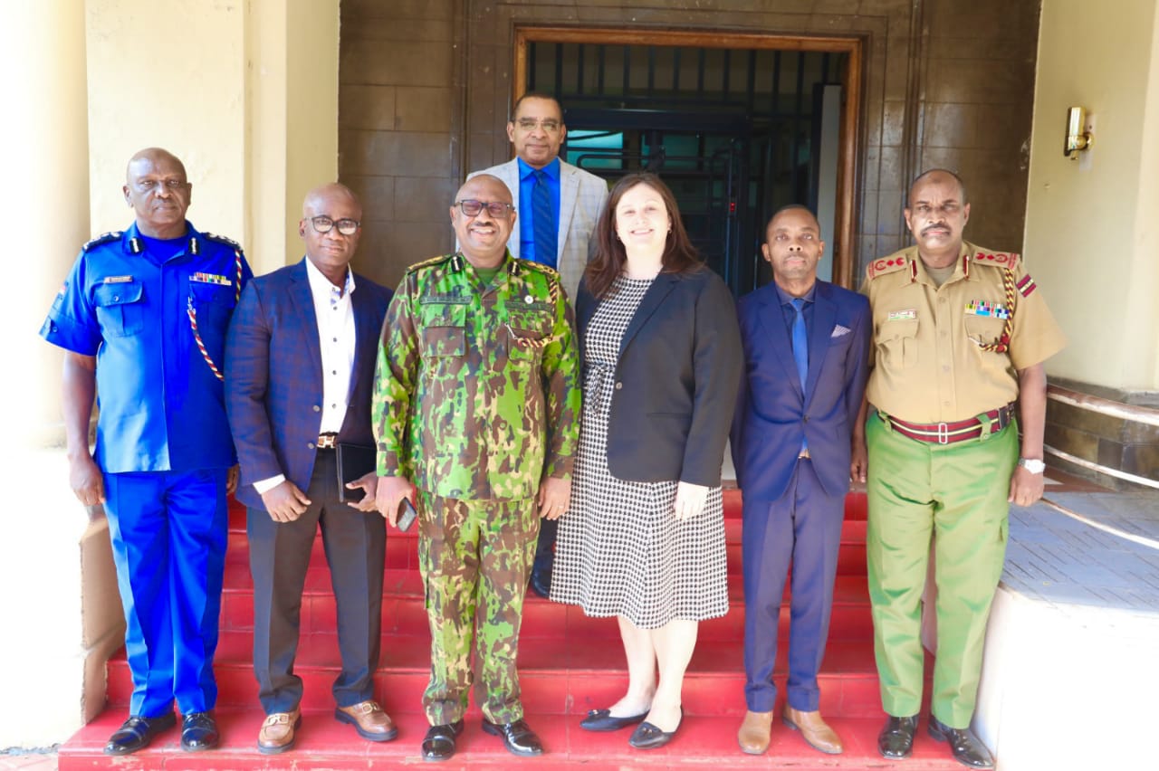 a-police-delegation-from-haiti-visits-kenya