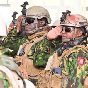 hundreds-of-kenyan-police-officers-head-to-hati-as-part-of-international-anti-gang-mission