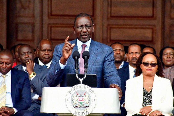 ruto-caught-in-the-trap:-between-the-demands-of-generation-z,-the-request-of-his-deputy-to-fire-the-head-of-the-national-security-(nis)-and-the-pressure-of-the-imf