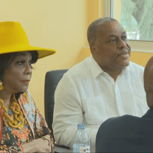 visit-to-florida:-prime-minister-garry-conille-meets-congresswoman-frederica-wilson-little-haiti