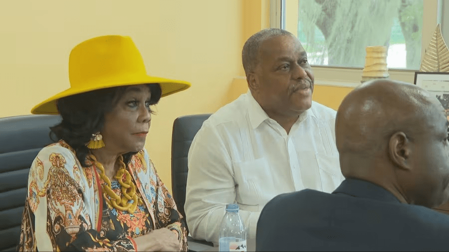 visit-to-florida:-prime-minister-garry-conille-meets-congresswoman-frederica-wilson-little-haiti