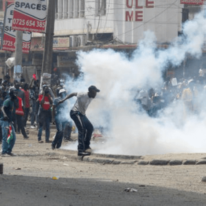 kenya-in-turmoil-|-tear-gas-and-stone-throwing:-protesters-demand-ruto’s-departure