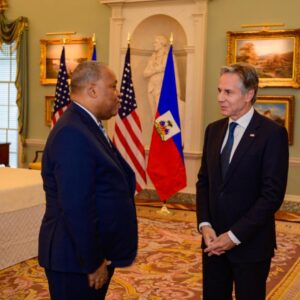 washington-|-a-second-contingent-of-the-multinational-police-mission-in-haiti,-led-by-kenya,-will-arrive-in-the-coming-weeks,-prime-minister-garry-conille-told-afp-on-tuesday.