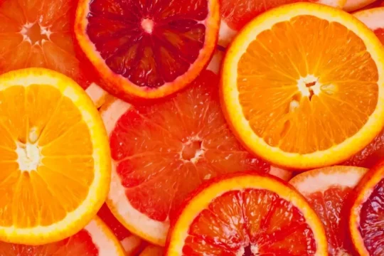 blood-orange-vs-classic-orange:-which-one-has-a-better-vitamin-c-content?