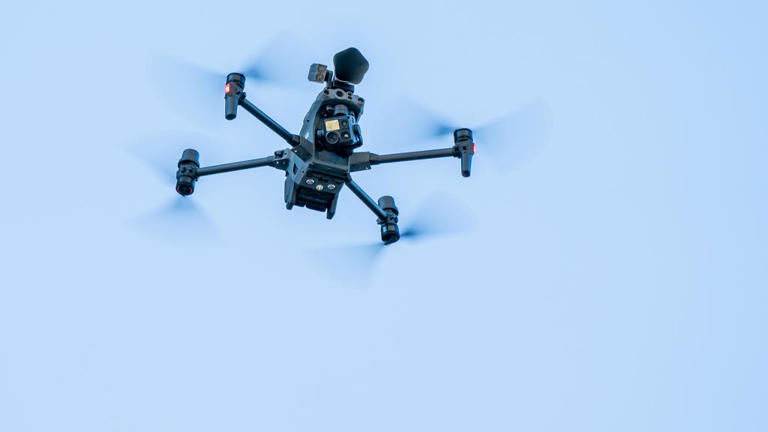 nypd-uses-drones-as-first-responders-(dfr)-in-new-pilot-program